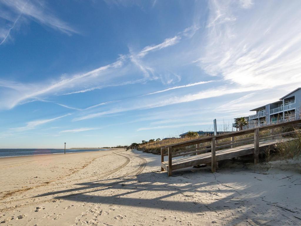 Апартаменти Beach Racquet A133 Tybee Island Екстер'єр фото